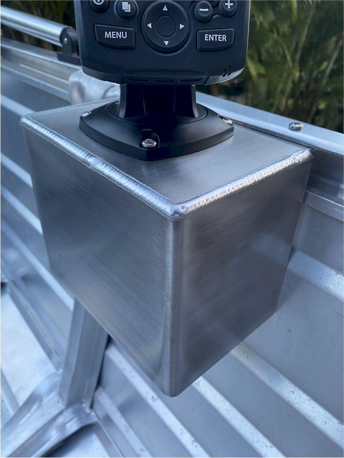 Custom aluminium fishfinder mount for aluminium tinnie or small boat