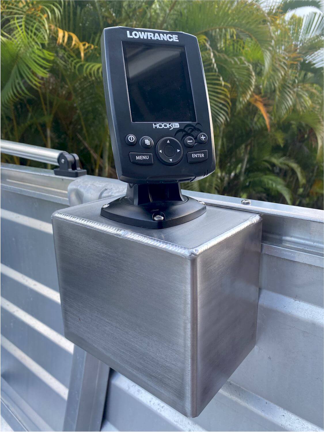 Custom aluminium fishfinder mount for aluminium tinnie or small boat